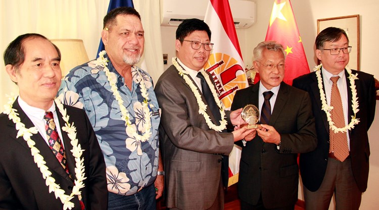 La délégation de la ville de Beihai en visite protocolaire à l’assemblée de la Polynésie française