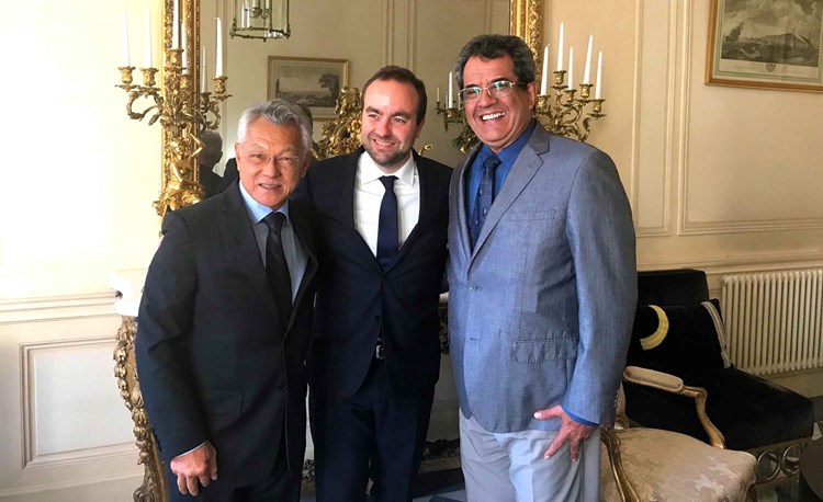 M. Sébastien Lecornu rencontre MM. Edouard Fritch et Gaston Tong Sang 