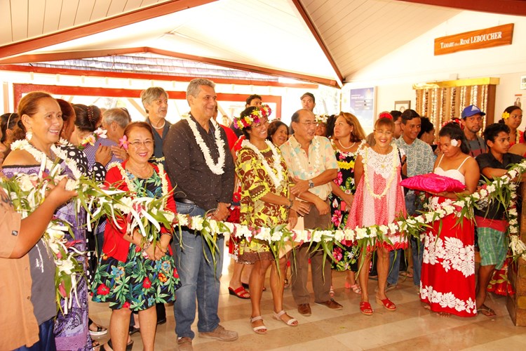 L’assemblée accueille l’exposition de l’Union des Coopératives Sportives des CJA de Polynésie française 