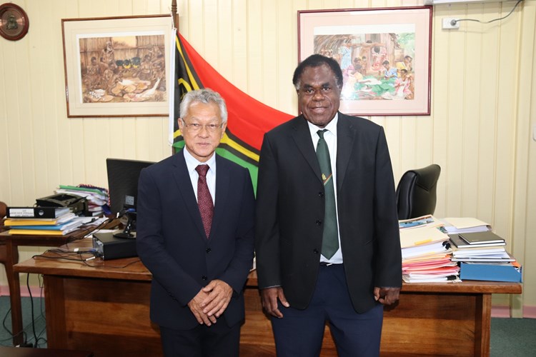 Accueil et visites protocolaires du président de l’assemblée en République du Vanuatu