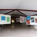 Découvrez l’exposition « L’aventure des écritures » réalisée par des élèves de 5ème du collège de Tubuai dans le hall de l’assemblée