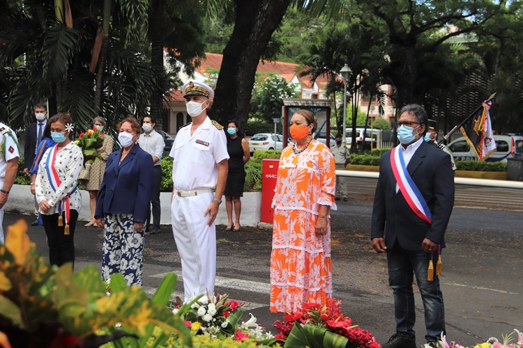 La 1ère vice-présidente de l’assemblée de la Polynésie française participe à la cérémonie  de commémoration des 50 ans de la mort du général de Gaulle