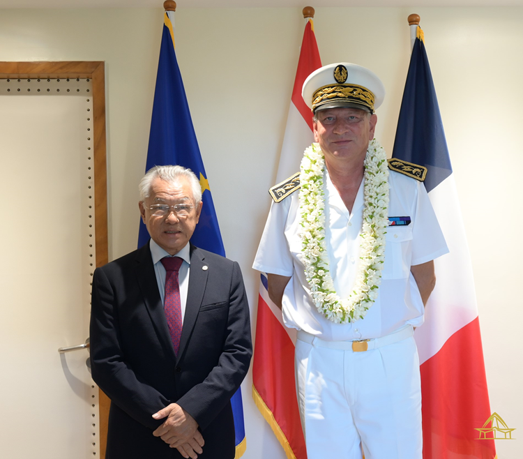 Le président de l’assemblée reçoit M. Eric SPITZ, nouveau Haut-commissaire de la République en Polynésie française