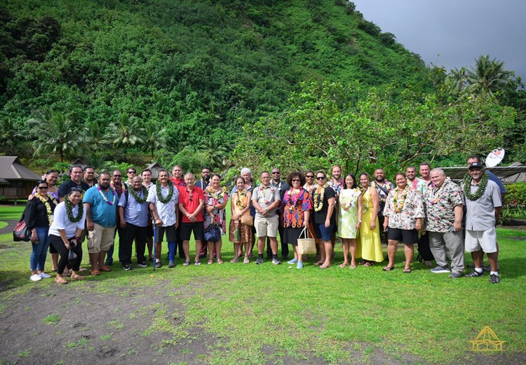 Découverte du rahui de Teahupo'o pour les membres du Groupe des Parlements des Îles du Pacifique (GPIP)