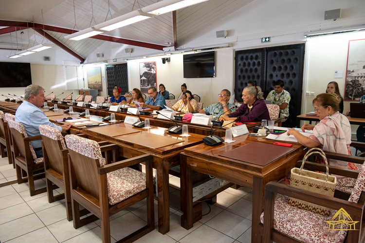Douze projets d’arrêté étudiés en commission de contrôle budgétaire et financier de l’assemblée de la Polynésie française