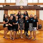 La terminale Rava du lycée d’Uturoa en visite guidée à l’assemblée de Polynésie française