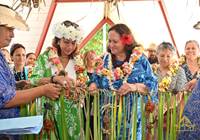 Ouverture de l'exposition artisanale de Rurutu dans le hall de l'assemblée de la Polynésie Française