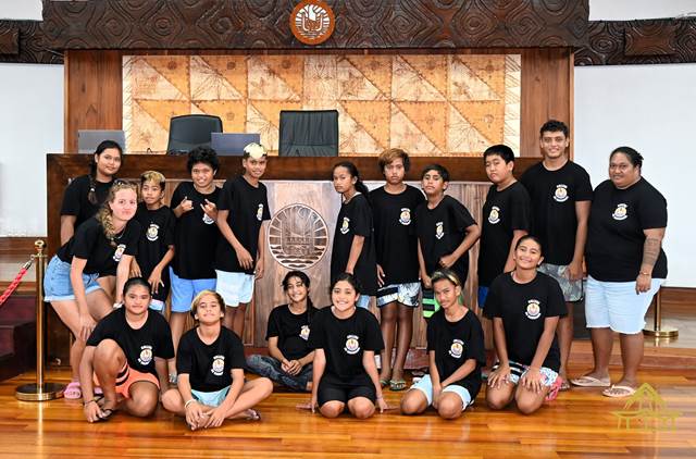Visite guidée de la classe de 6ème de l'école Vahitutautua de Takaroa