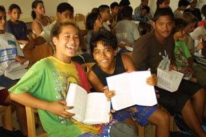 Opération "dictionnaire" au collège Anne-Marie Javouhey