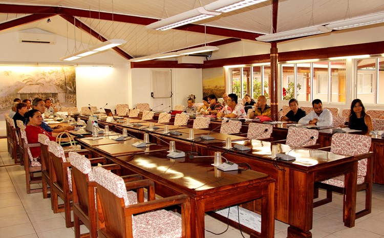 Un projet de loi du pays pour la dématérialisation des actes administratifs et le développement des téléservices étudié en commission des institutions