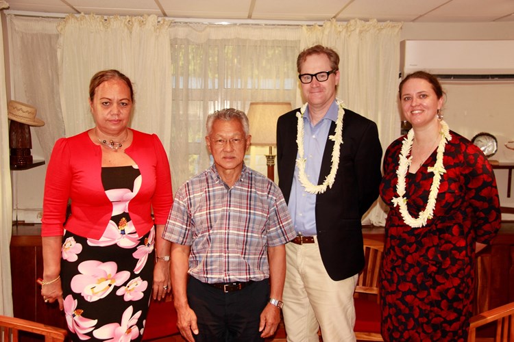Gaston TONG SANG reçoit le consul d’Australie et la représentante du Consul de Nouvelle-Zélande