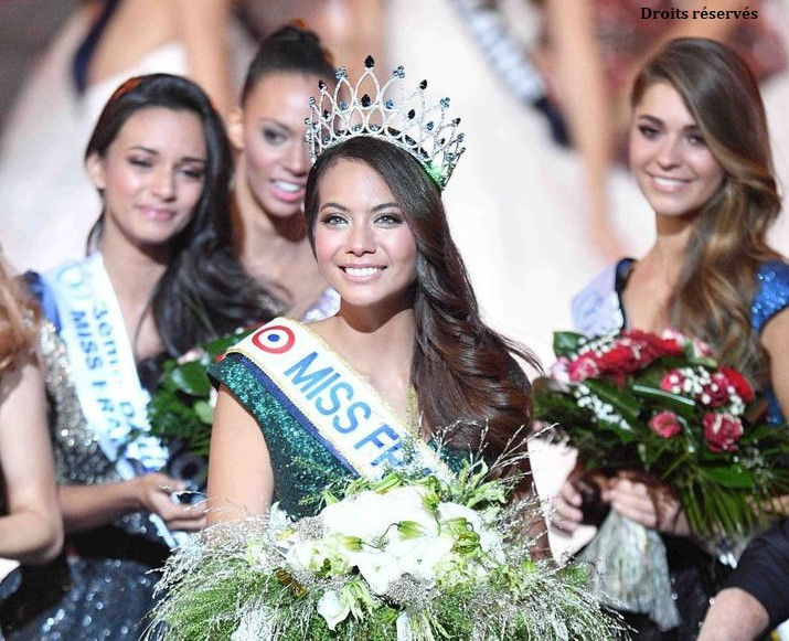 Le président de l'assemblée adresse ses félicitations à Vaimalama CHAVES, Miss France 2019