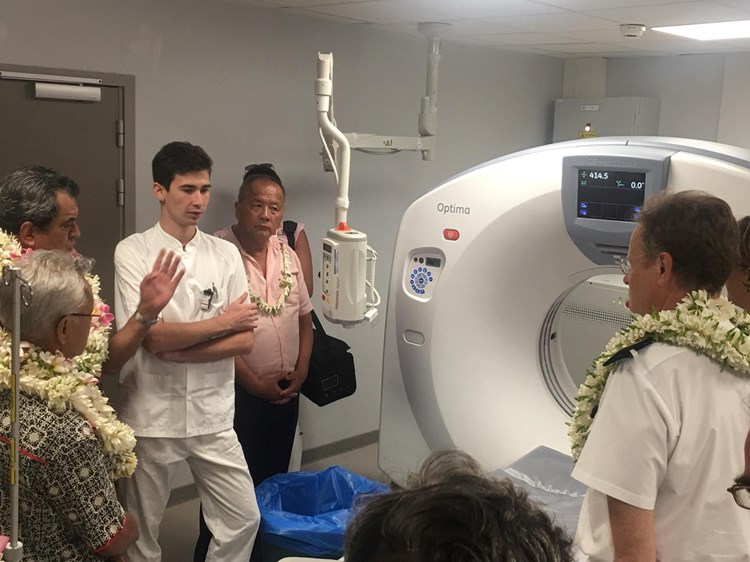 Inauguration du scanner de l’hôpital de Uturoa en présence du président de l’assemblée