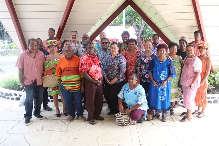 Une délégation de Lifou et de Sarraméa visite l’assemblée