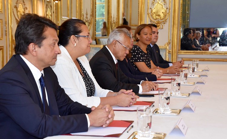 Rencontre avec le Président de la République M. Emmanuel MACRON