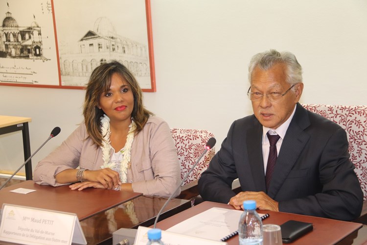 Réunion de travail du président et des représentants avec Mme Maud PETIT, vice-présidente de la Délégation aux Outre-mer de l’Assemblée nationale 