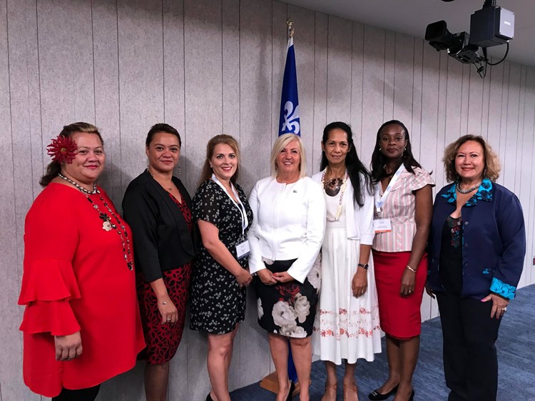 Quatre représentantes de l’assemblée participent à un atelier de leadership pour femmes parlementaires à l’Assemblée nationale du Québec 