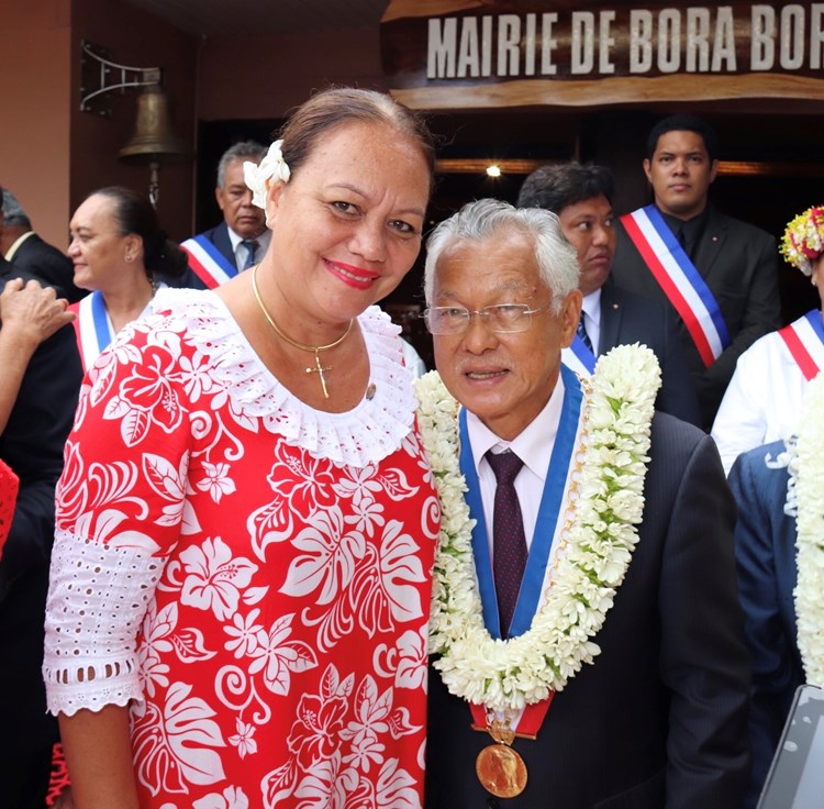 La première vice-présidente à Bora Bora pour l’investiture du Maire de l’île, M. Gaston TONG SANG
