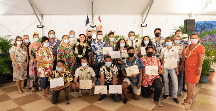 La première vice-présidente assiste à la remise de diplômes des élèves du Centre des métiers d’art de la Polynésie française