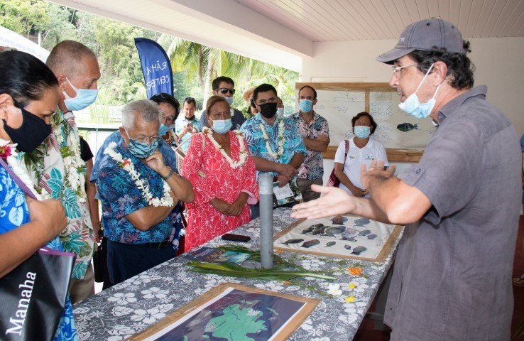 Les élus de l’assemblée en déplacement à Moorea pour célébrer les 50 ans du CRIOBE