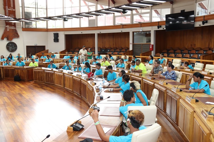 Visite guidée pour 46 élèves de 3ème du collège de Hao