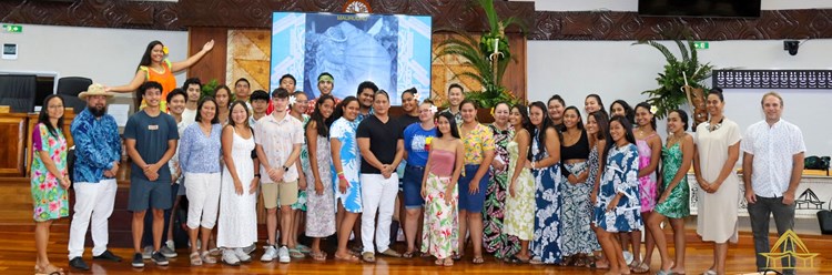 Visite guidée pour 29 élèves des classes de terminale STL et STMG du lycée LA MENAIS