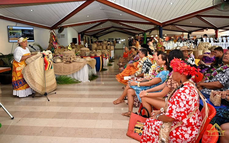 Inauguration du 17e salon artisanal Te Rara'a à l'Assemblée