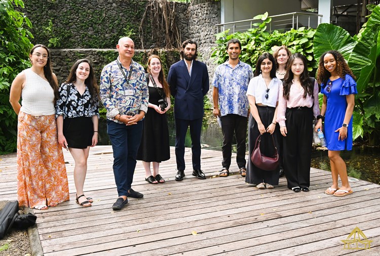Des étudiants de Columbia University en visite à l’Assemblée de la Polynésie française