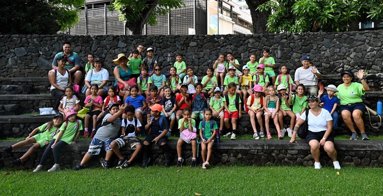 Visite de l’Assemblée pour des élèves de l’école primaire Piafau