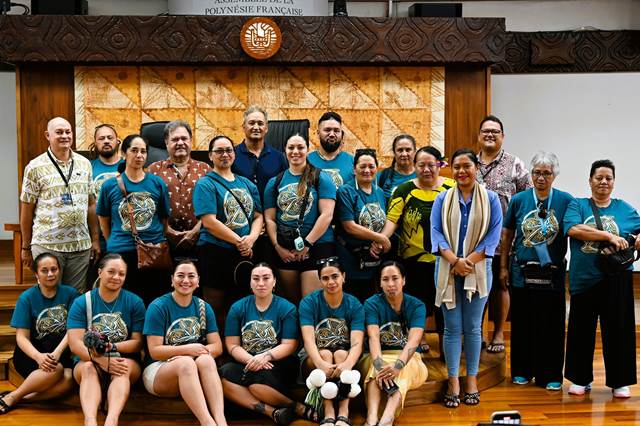 Visite guidée pour 20 membres de l'association Te Kura Kokiri de Nouvelle-Zélande