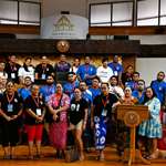 Visite guidée pour une délégation de Futuna à l'Assemblée