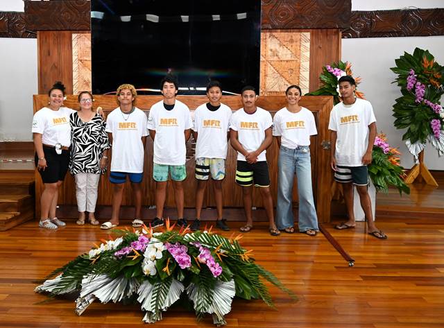 Visite guidée de l’Assemblée pour la MFREO de Taharuu-Papara