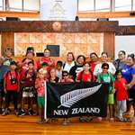 Visite guidée pour des élèves des Tuamotu à l'Assemblée